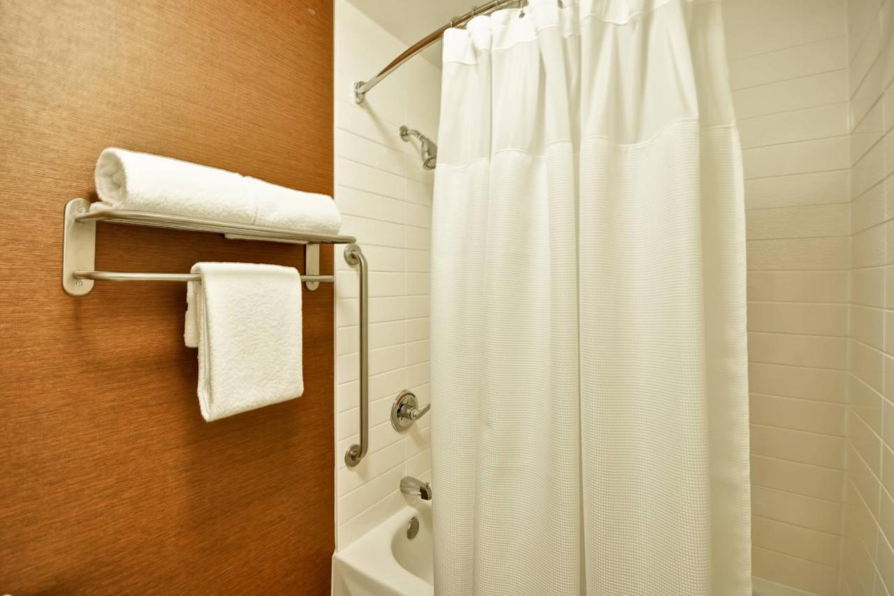 Fairfield Inn & Suites Dallas Medical/Market Center Eksteriør bilde